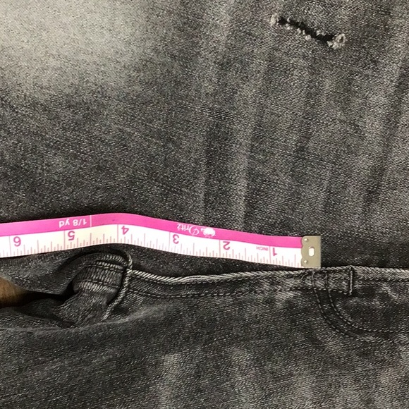 Mid-rise Boyfriend Jeans, Risen Brand, multiple sizes, last few left. - Picture 10 of 11